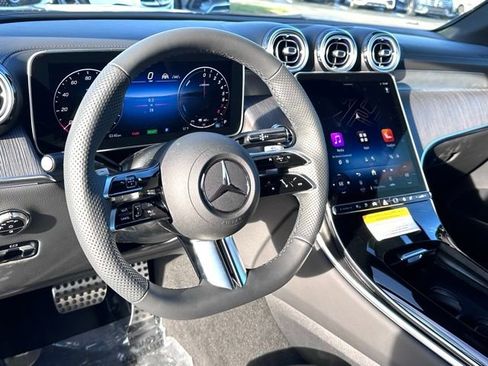 New 2025 Mercedes-Benz GLC 350e 4MATIC image 15