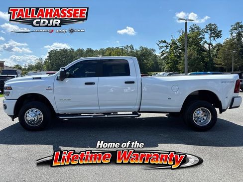 New 2026 RAM 3500 Big Horn AWD/4WD image 8