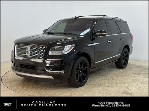 Used 2019 Lincoln Navigator Reserve w/ Cargo Package AWD/4WD image 1