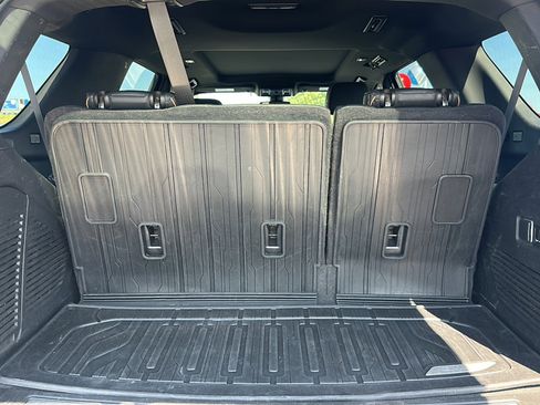 Used 2022 GMC Yukon AT4 w/ Max Trailering Package image 22