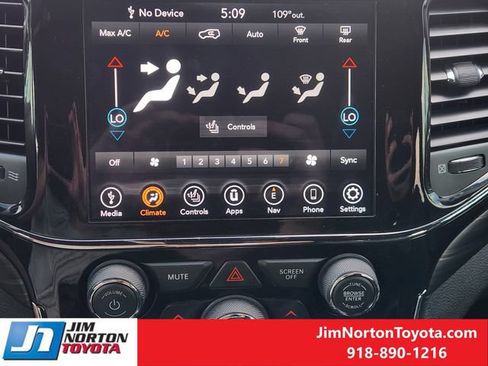 Used 2022 Jeep Grand Cherokee Laredo X AWD/4WD image 19