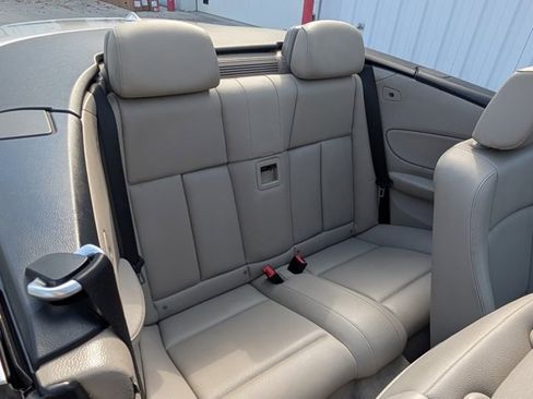 Used 2010 BMW 128i Convertible image 20