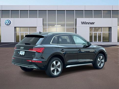 Used 2023 Audi Q5 2.0T Premium w/ Convenience Package AWD/4WD image 5