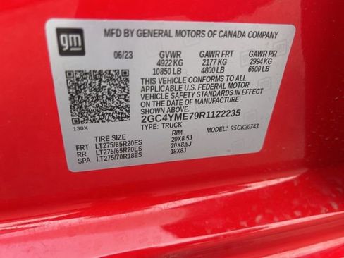 Used 2024 Chevrolet Silverado 2500 Custom w/ Custom Value Package image 35