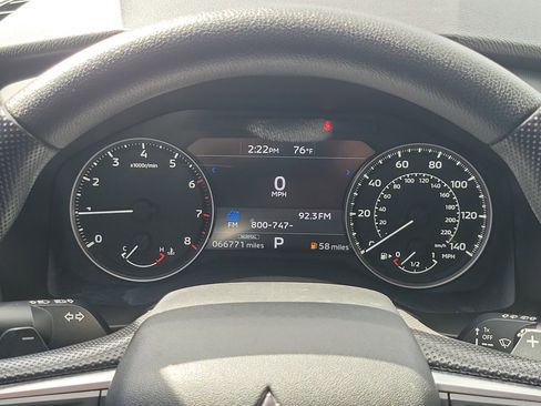 Used 2022 Mitsubishi Outlander ES image 20