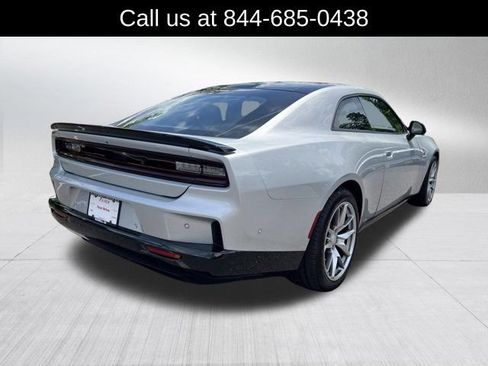 Used 2024 Dodge Charger Daytona Scat Pack w/ Plus Group AWD/4WD image 5