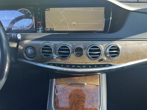 Used 2016 Mercedes-Benz S 550 Sedan image 16