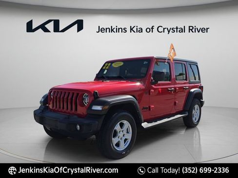 Used 2022 Jeep Wrangler Unlimited Sport AWD/4WD image 16