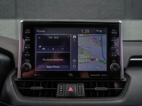 Used 2022 Toyota RAV4 XSE AWD/4WD image 21