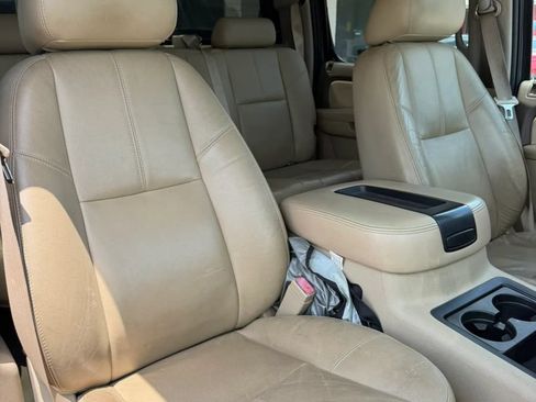 Used 2011 Chevrolet Silverado 3500 LTZ w/ LTZ Plus Package AWD/4WD image 20