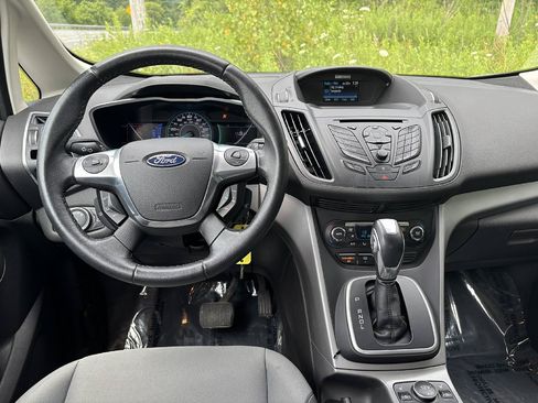 Used 2013 Ford C-MAX SE w/ Winter Pkg FWD image 12