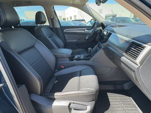 Used 2022 Volkswagen Atlas SE AWD/4WD image 32