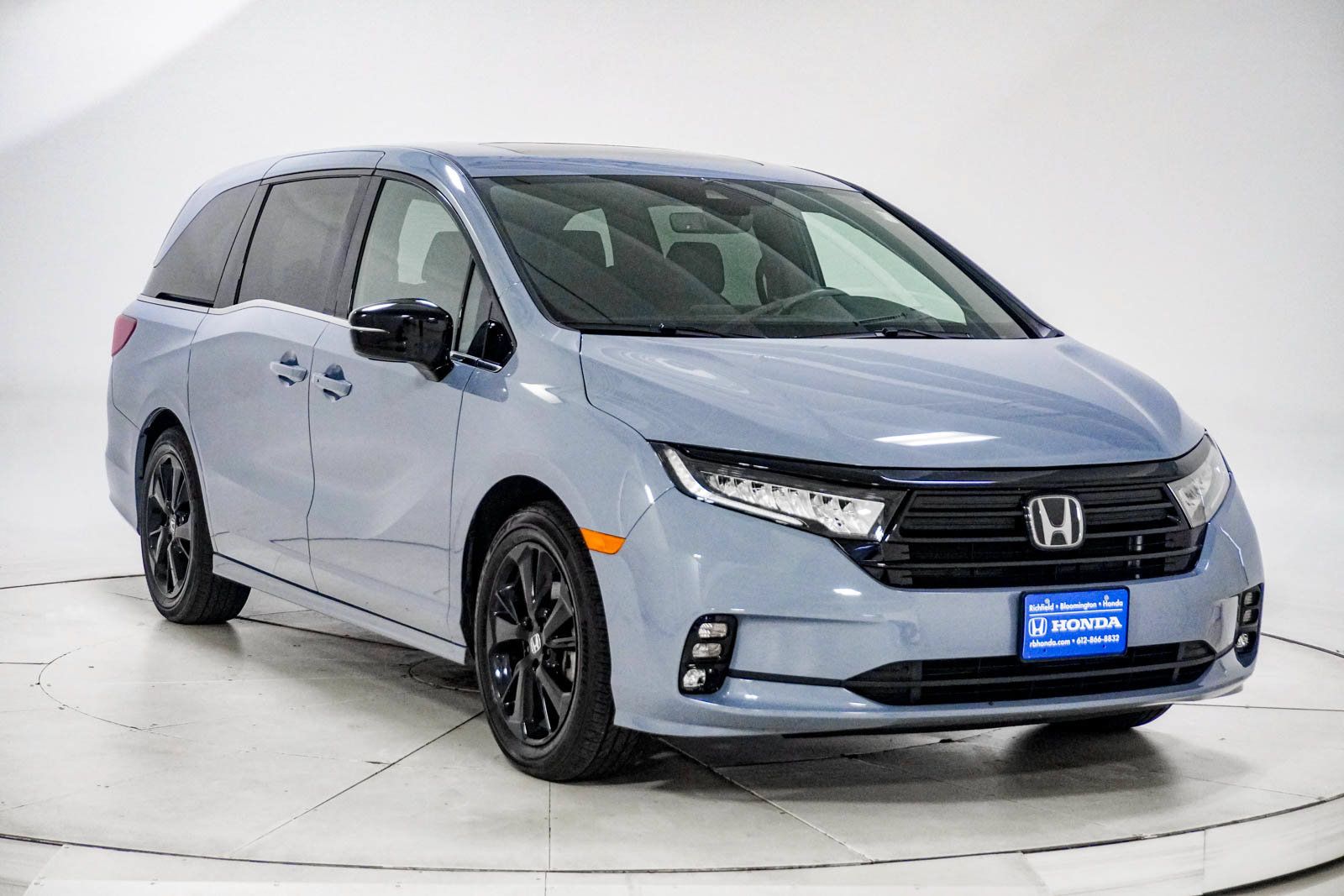 Used 2024 Honda Odyssey Sport image 15