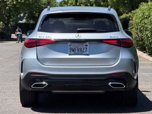 Certified 2026 Mercedes-Benz GLC 300 4MATIC image 4