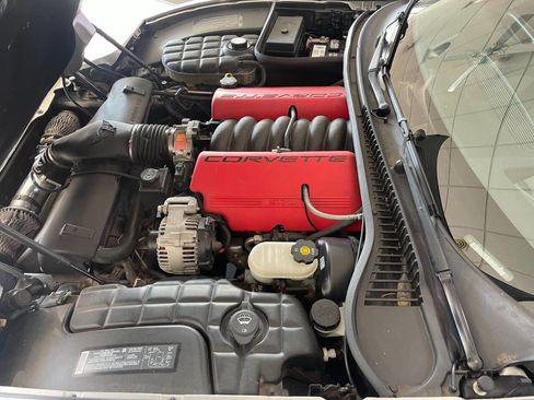 Used 2004 Chevrolet Corvette Z06 w/ Memory Package image 34