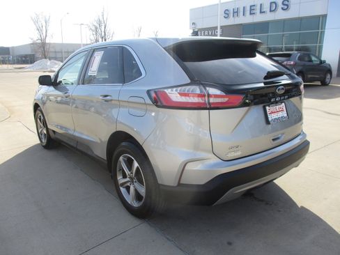 Used 2023 Ford Edge SEL w/ Convenience Package AWD/4WD image 4