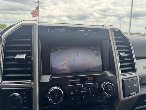 Used 2019 Ford F350 Lariat w/ Lariat Ultimate Package AWD/4WD image 25