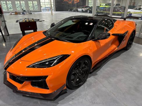 Used 2023 Chevrolet Corvette Z06 w/ Z07 Performance Package RWD image 49