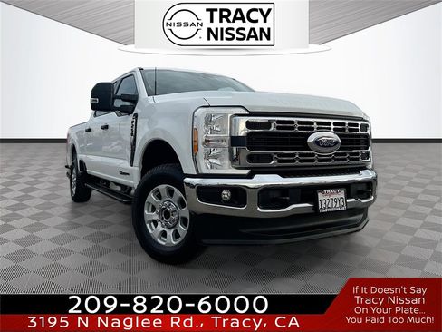 Used 2024 Ford F250 XLT image 1