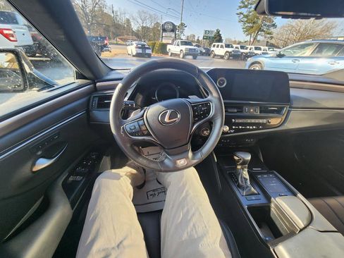 Used 2022 Lexus ES 350 F Sport w/ Accessory Package image 16