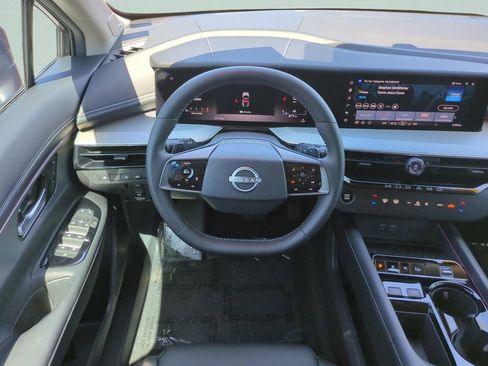 Certified 2025 Nissan Murano SL AWD/4WD image 23
