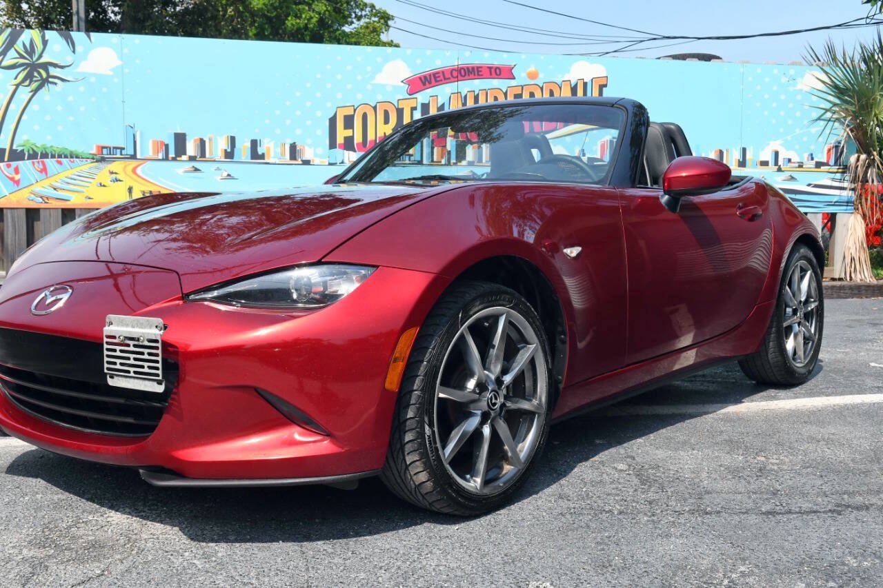 Used 2021 MAZDA MX-5 Miata Grand Touring RWD image 5