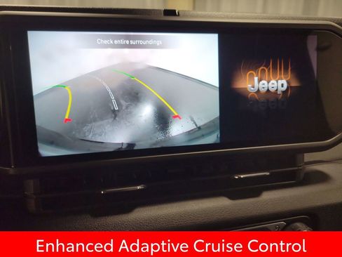 Used 2025 Jeep Wrangler Sport image 16