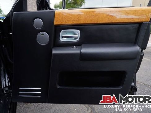 Used 2005 Rolls-Royce Phantom Sedan image 96