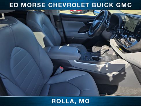 Used 2023 Toyota Highlander XLE image 20