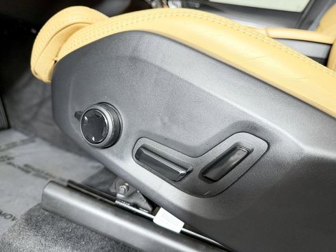 Used 2021 Volvo XC90 T6 Inscription w/ Advanced Package image 35