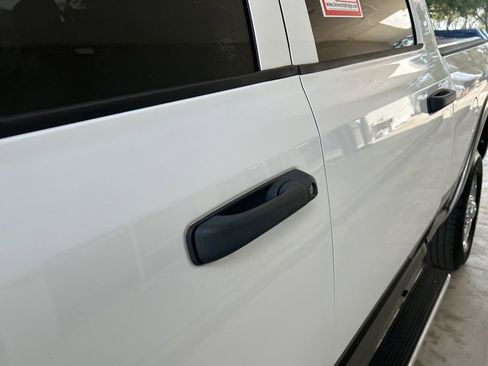 Used 2021 RAM 2500 Tradesman w/ Chrome Appearance Group image 17