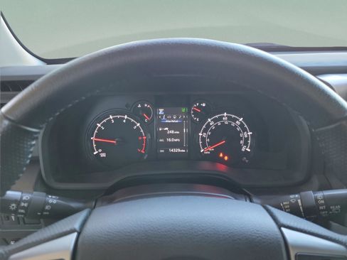 Used 2024 Toyota 4Runner SR5 Premium w/ Moonroof Package image 18