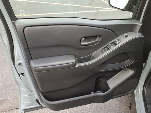 New 2026 Nissan Frontier SV w/ Tow Package image 20