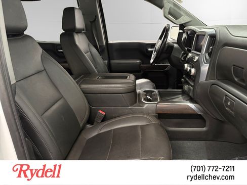 Used 2021 GMC Sierra 1500 SLT w/ SLT Premium Plus Package AWD/4WD image 16