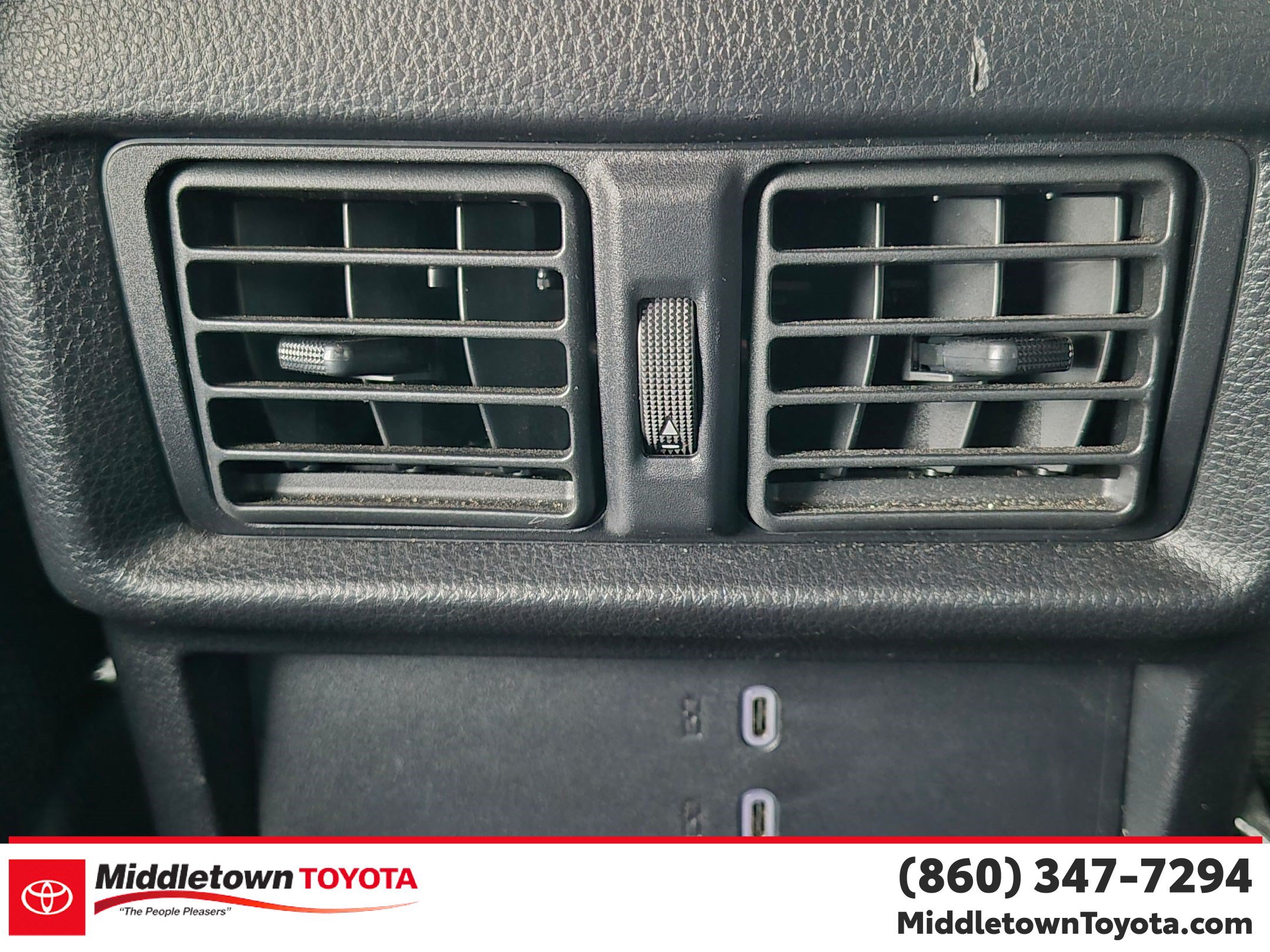 Certified 2025 Toyota 4Runner SR5 AWD/4WD image 25