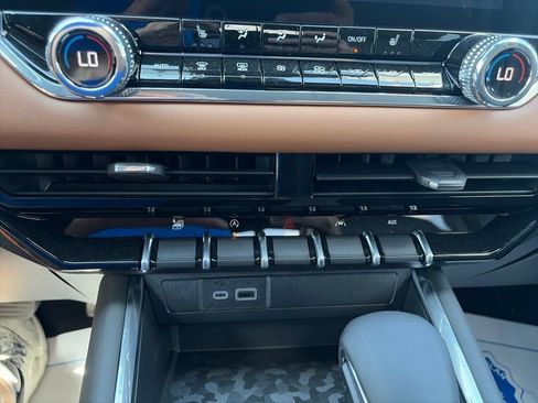 New 2026 GMC Canyon AT4 w/ Nightfall Essentials Package AWD/4WD image 23