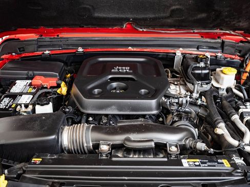 Used 2021 Jeep Wrangler Unlimited Rubicon 4xe w/ Steel Bumper Group image 34