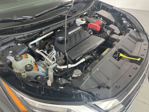 Used 2025 Nissan Rogue SV AWD/4WD image 11