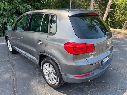 Used 2014 Volkswagen Tiguan SE FWD image 3