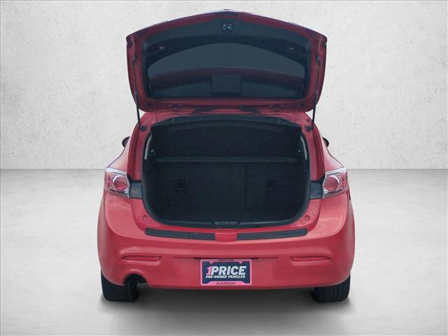 Used 2013 MAZDA MAZDA3 i Touring FWD image 6