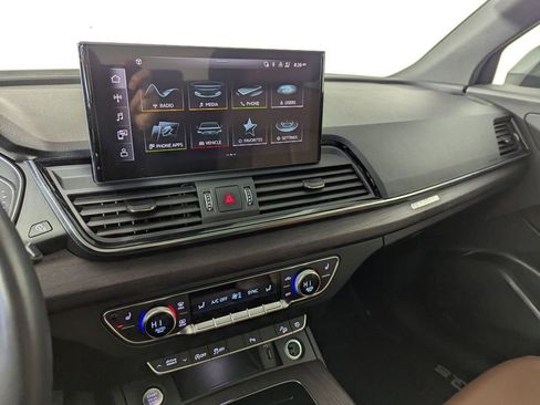 Used 2022 Audi Q5 2.0T Premium w/ Convenience Package AWD/4WD image 7
