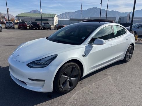 Used 2020 Tesla Model 3 Long Range image 3