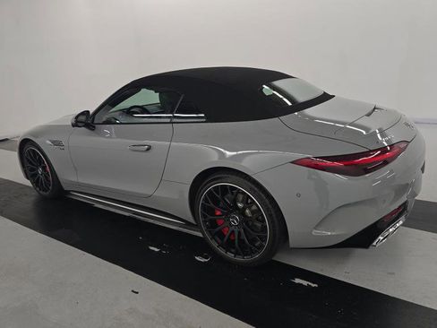 Used 2022 Mercedes-Benz SL 55 AMG 4MATIC w/ Driver Assistance Package image 4