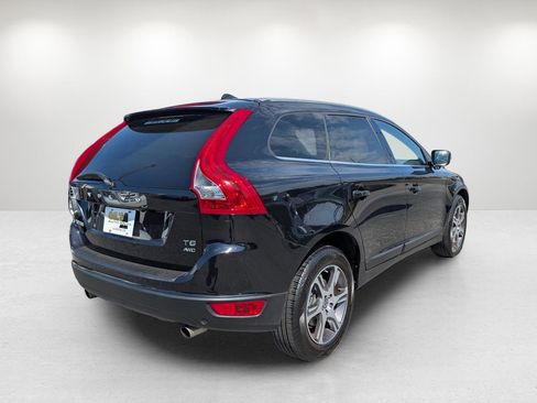 Used 2012 Volvo XC60 T6 Platinum image 5
