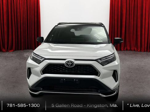 Certified 2025 Toyota RAV4 XSE w/ Weather Package AWD/4WD image 2
