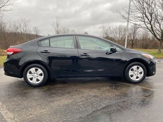 Used 2017 Kia Forte LX video 2