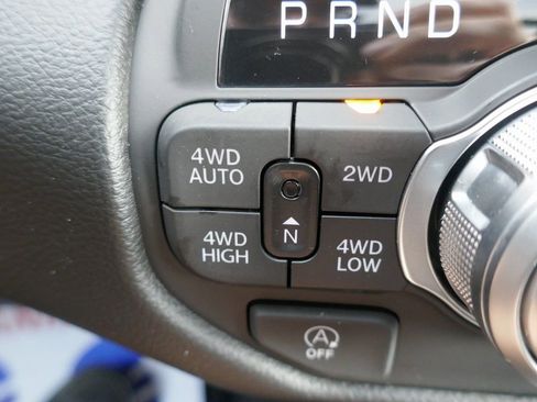 New 2026 RAM 1500 Laramie AWD/4WD image 22