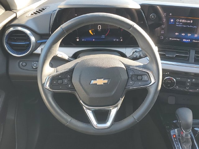Certified 2024 Chevrolet Trax LT w/ Driver Confidence Package FWD image 12
