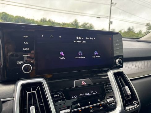 Used 2022 Kia Sorento SX AWD/4WD image 29