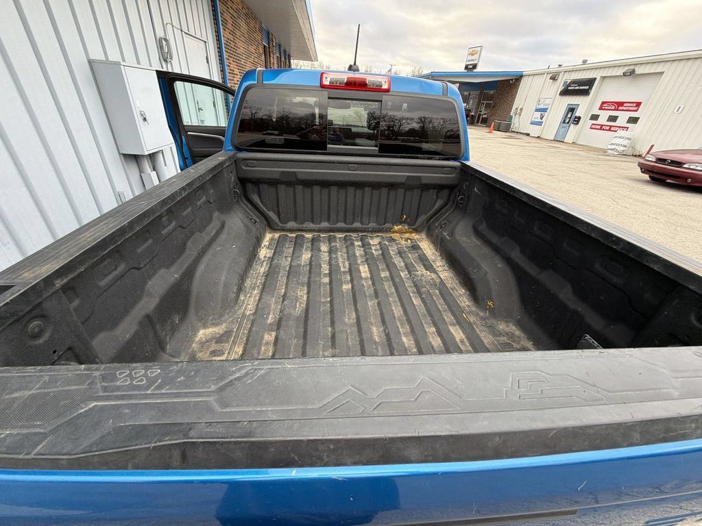 Used 2024 Chevrolet Colorado Z71 w/ Z71 Convenience Package 2 AWD/4WD image 25